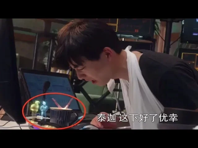 泰迦奥特曼最新剧情: 妹子是本集最大主角,泰迦居然掉进了茶杯!